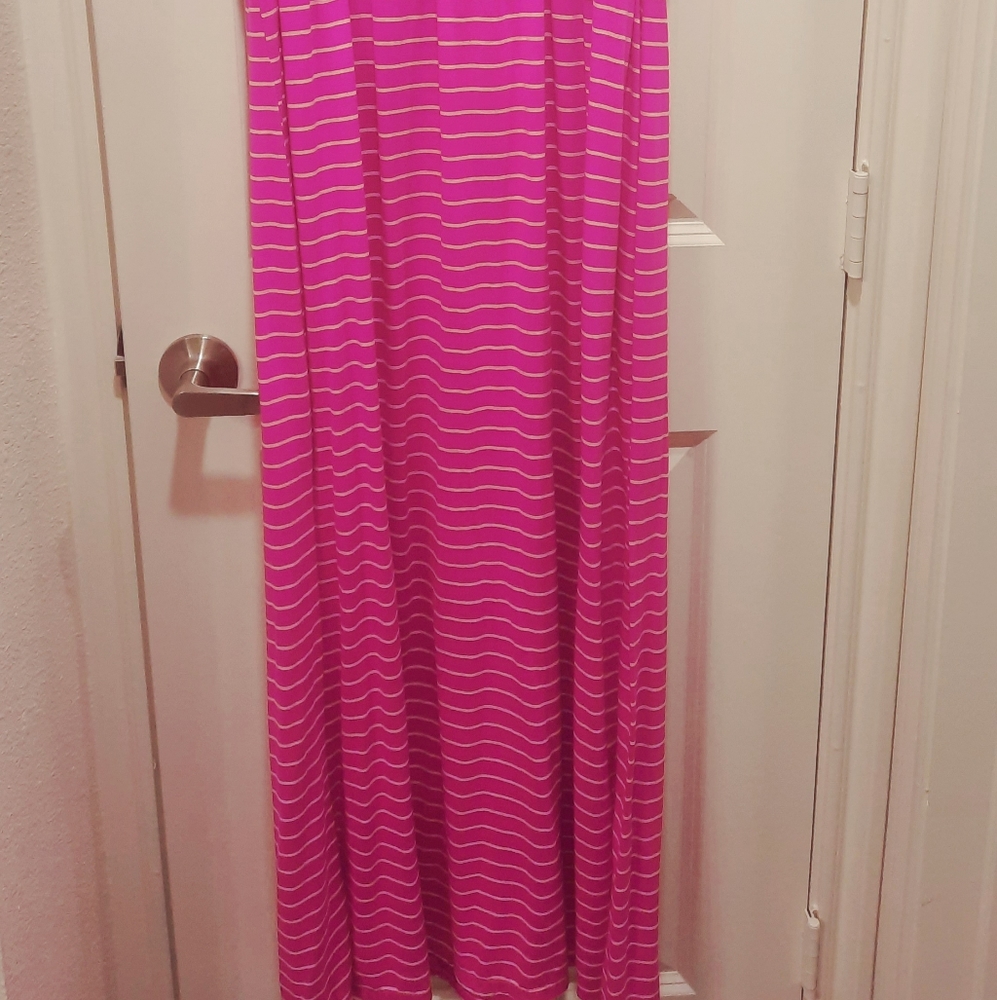 Hot Pink maxi dress & white stripes.